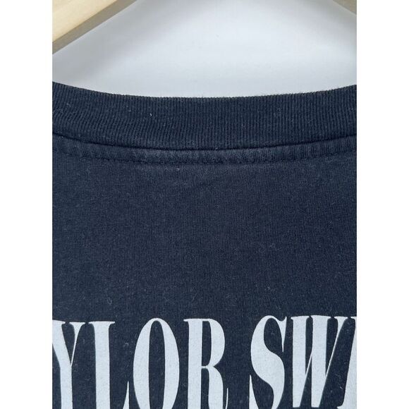 Taylor Swift Eras Tour Black Graphic Concert T-shirt Size Large - Picture 5 of 5